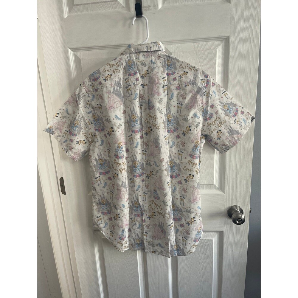Happily Ever After Men’s Button Up Shirt Size L New Without Tags - Picture 3 of 5
